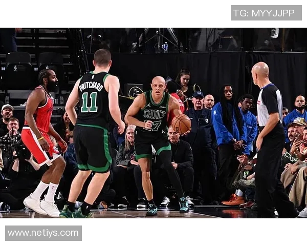 快船与凯尔特人激战集锦精彩瞬间回顾与分析